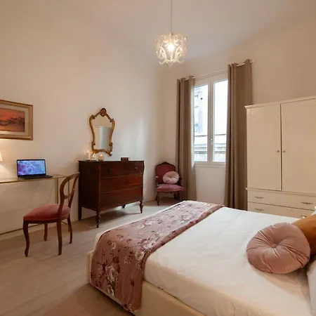 Bargello - Flo Apartment